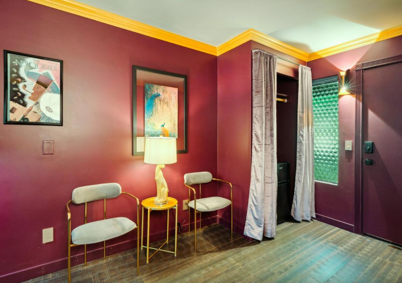 The Fainting Couch Boutique Hotel Cobb Exterior photo
